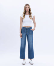Load image into Gallery viewer, VERVET HIGH RISE CROP UTILITY POCKET STRAIGHT JEANS