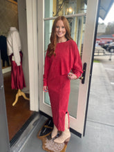 Load image into Gallery viewer, Red Ribbed Skirt Set