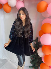 Load image into Gallery viewer, Black Sequin Puff Sleeve Velvet Top