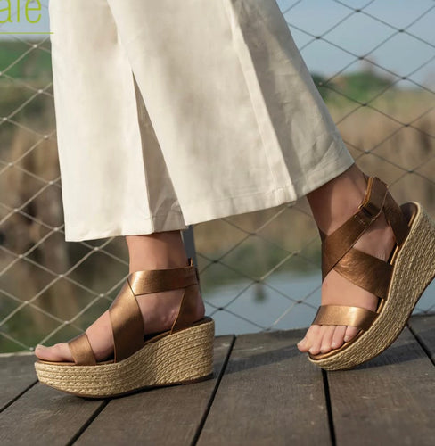 Antelope Hadley Bronze Wedges