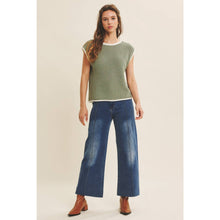 Load image into Gallery viewer, Wide Leg Pintuck Jeans