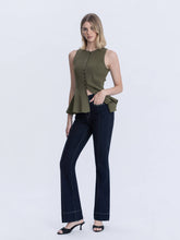 Load image into Gallery viewer, VERVET HIGH RISE PINTUCK TROUSER  BOOTCUT JEANS