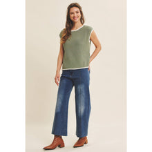 Load image into Gallery viewer, Wide Leg Pintuck Jeans