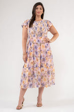 Load image into Gallery viewer, Plus Floral Smocked Tiered Midi Dress