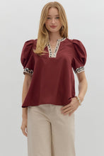 Load image into Gallery viewer, Merlot Puff Sleeve Leopard Accent Top
